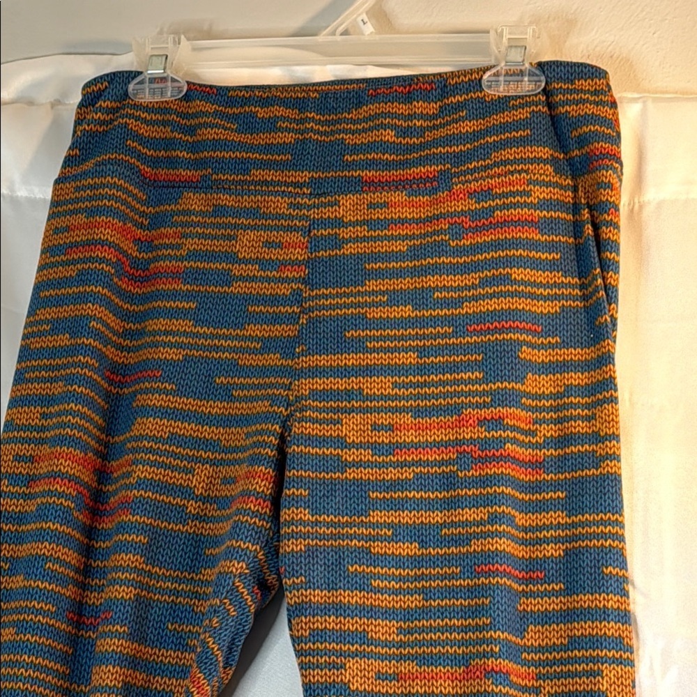 Multicolor Knit Patterned Pants - Picture 2 of 6